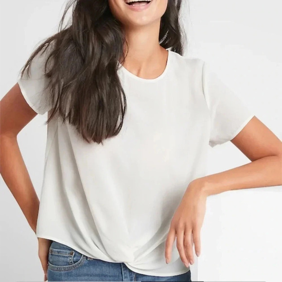 Banana Republic twist front top - Picture 1 of 12